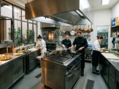 La cucina professionale perfetta per un piccolo ristorante