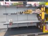 Arriva il panettone, scarseggiano acqua e pasta, i prodotti disponibili a prezzi alti